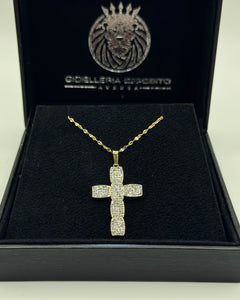 Collana con croce square oro