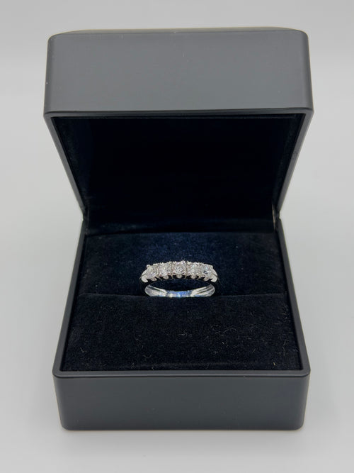 Anello 5 pietre gambo big oro