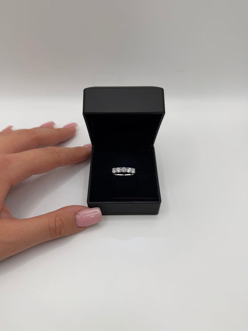 Anello 5 pietre classic oro