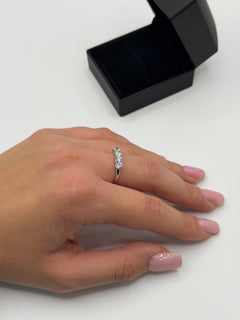 Anello 5 pietre classic oro