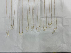 Collana iniziale corsivo argento