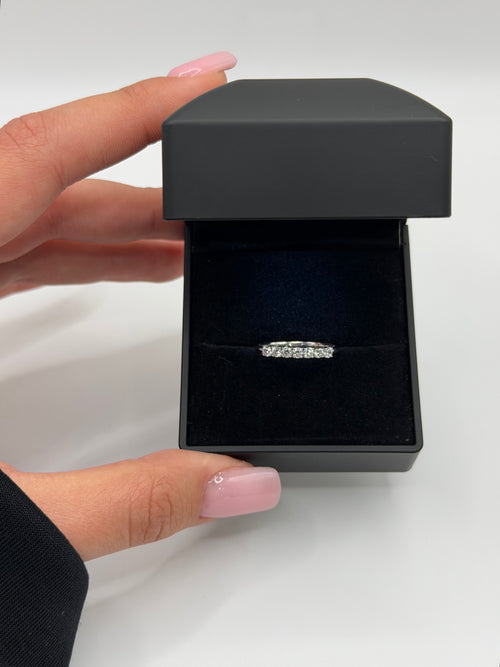 Anello 7 pietre classic oro