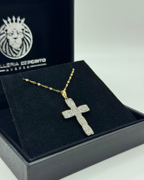Collana con croce square oro