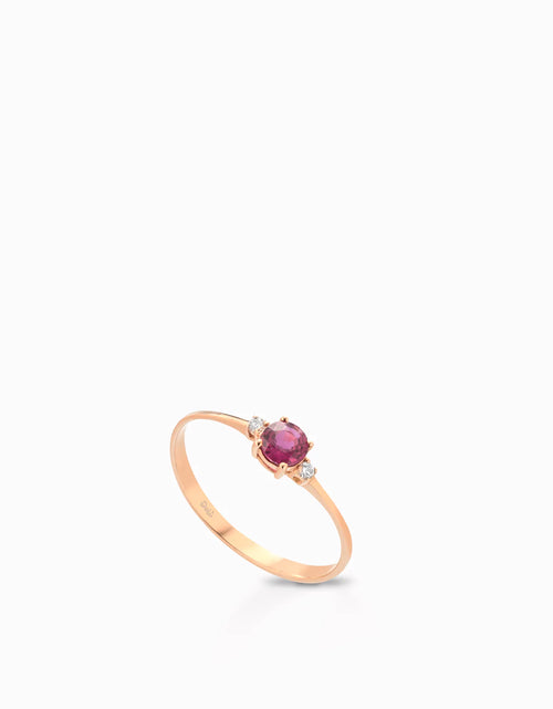 Anello rubino ovale