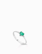 Anello con cuore smeraldo