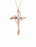 Collana croce FLOWER oro e diamanti grande rose’
