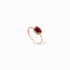 Anello quadrato rubino e diamanti