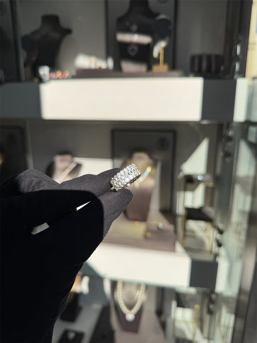 Anello fascia baguette argento