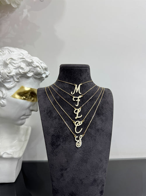 Collana iniziale corsivo argento