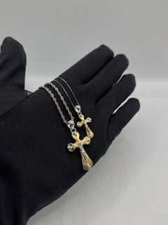 Collana croce scatolata con Cristo bicolore oro