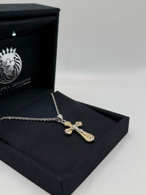 Collana croce scatolata con Cristo bicolore oro