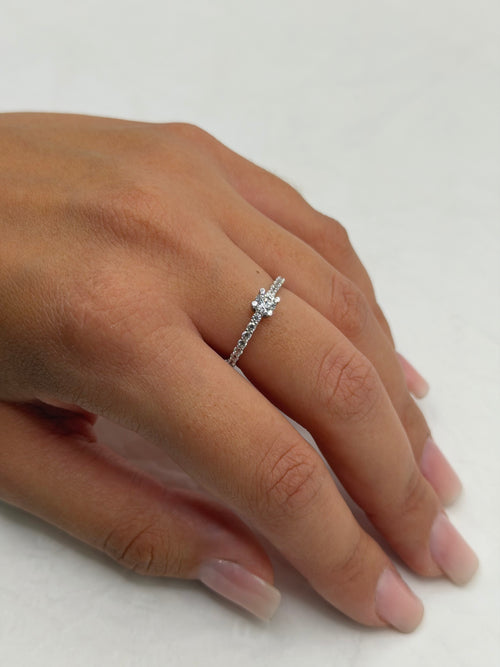 Anello solitario-veretta quadrata oro