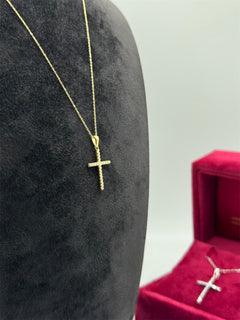Collana con croce minimal zirconato oro