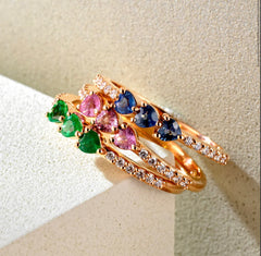 Anello trilogy cuoricini zaffiri blu e diamanti