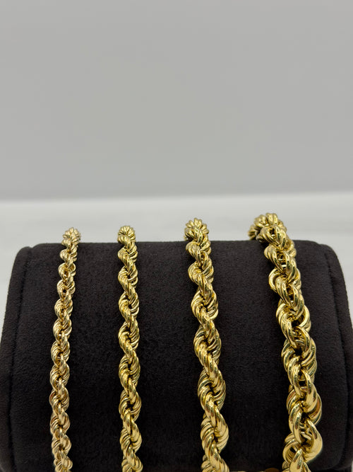 Bracciale torchon oro