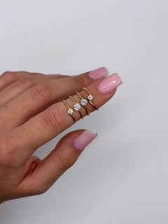 Anelli solitari oro small