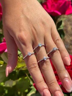 Anello solitario ovale diamanti