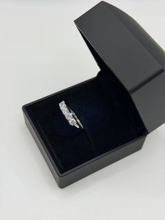 Anello 5 pietre classic oro