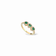 Anello trilogy cuori smeraldi e diamanti