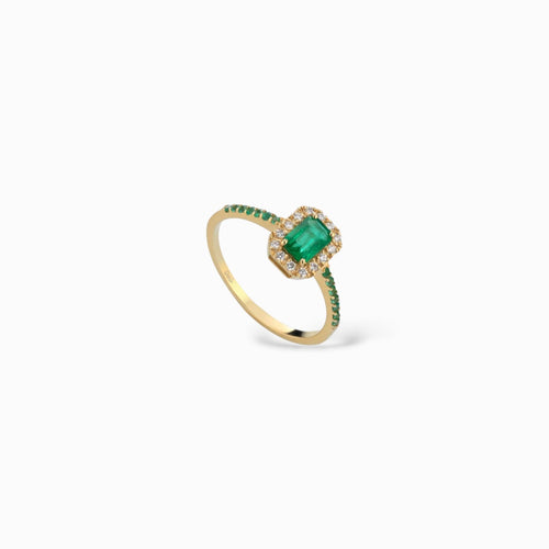 Anello quadrato smeraldo e diamanti