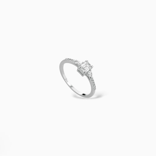 Anello taglio smeraldo oro e diamanti