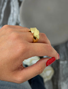 Anello onda liscia big oro