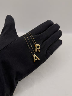 Collana lettera balloon oro