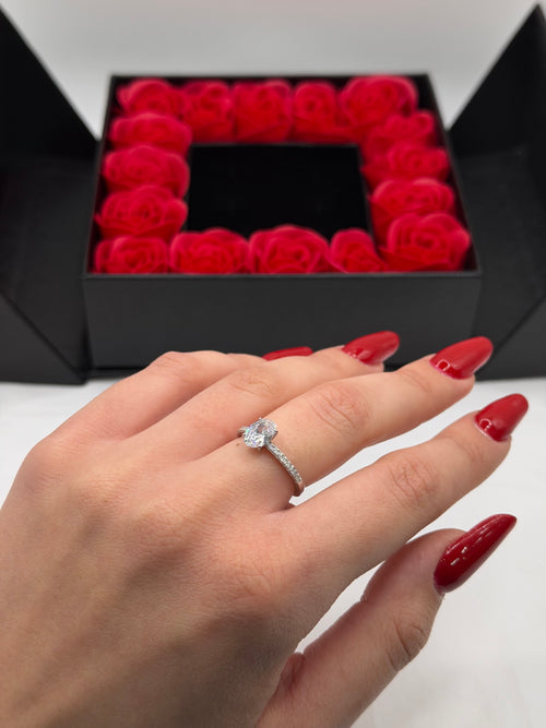 Anello solitario ovale argento + box rose 🌹