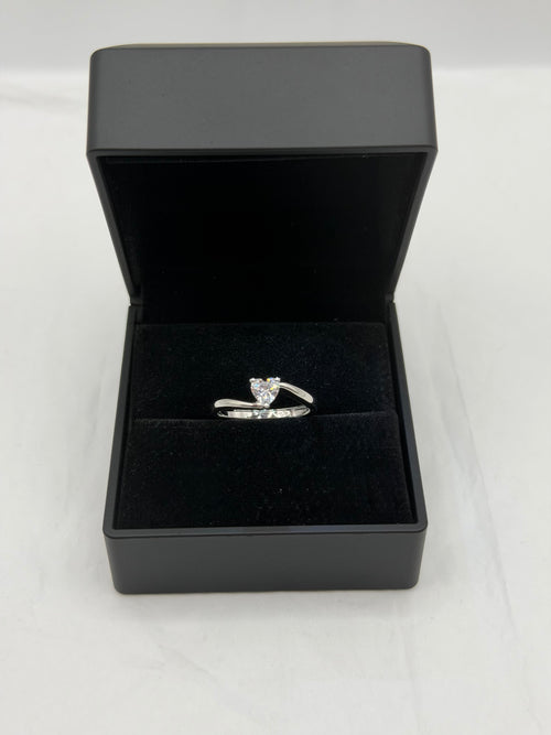 Anello solitario-cuoricino argento