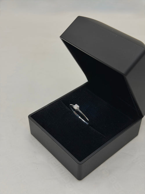 Anello solitario oro 9ct e diamante