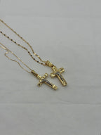 Collana croce scatolata con Cristo bicolore oro
