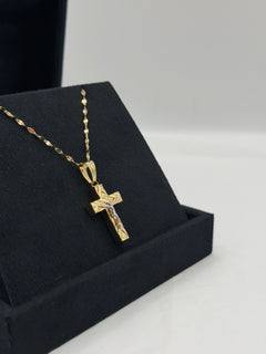 Collana croce scatolata con Cristo bicolore oro