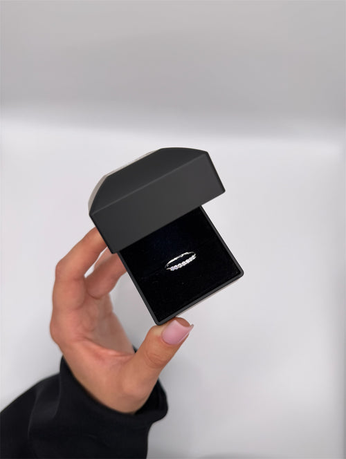 Anello 7 pietre super slim oro